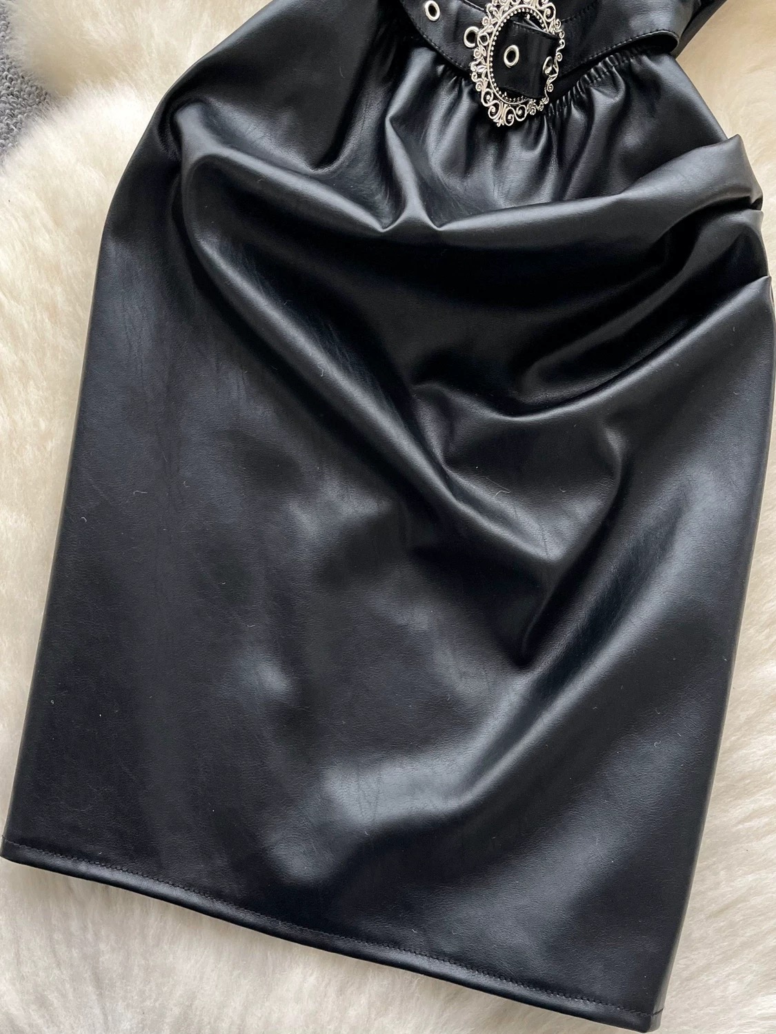 Singer babe leather dress CBC1334 image