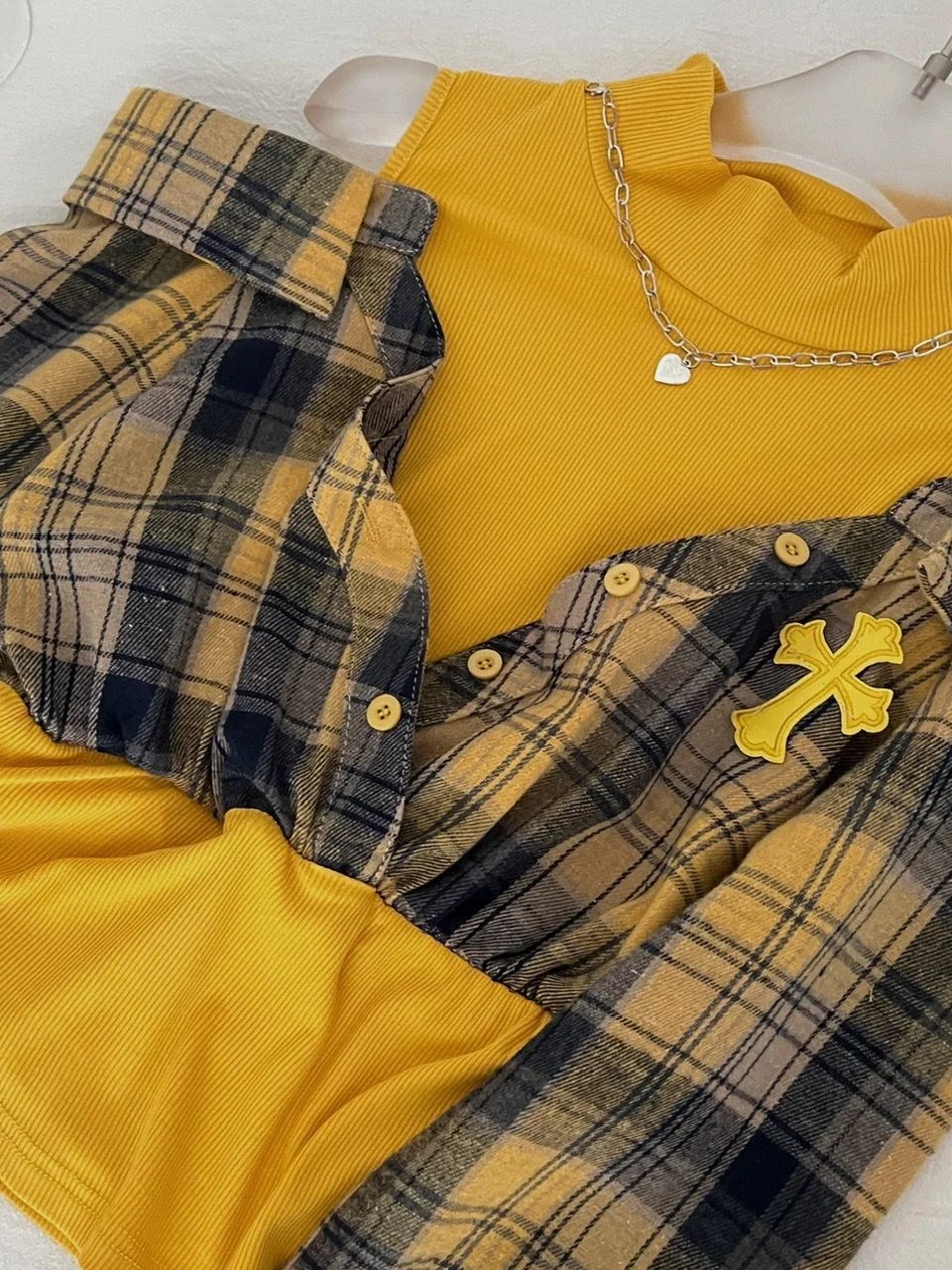 Love it or leave it top CTO655 image