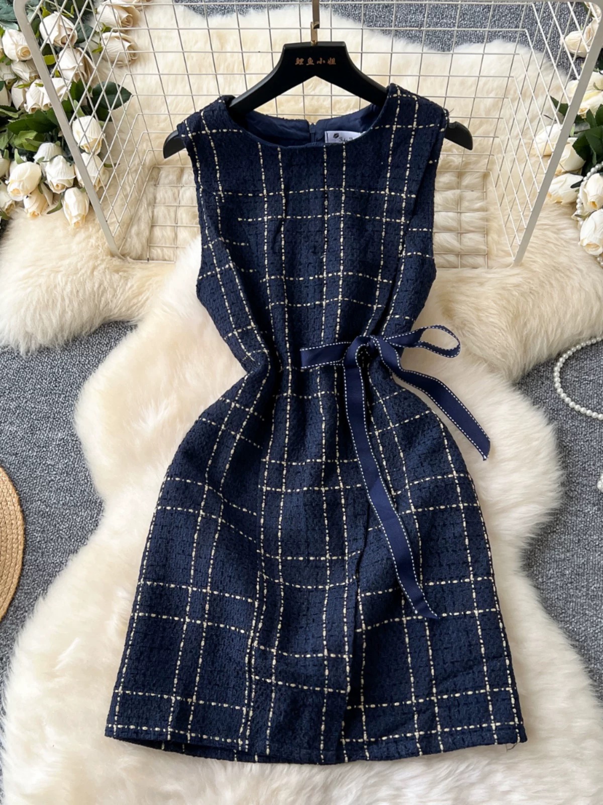 Stay in Manhattan dress CD1954 image