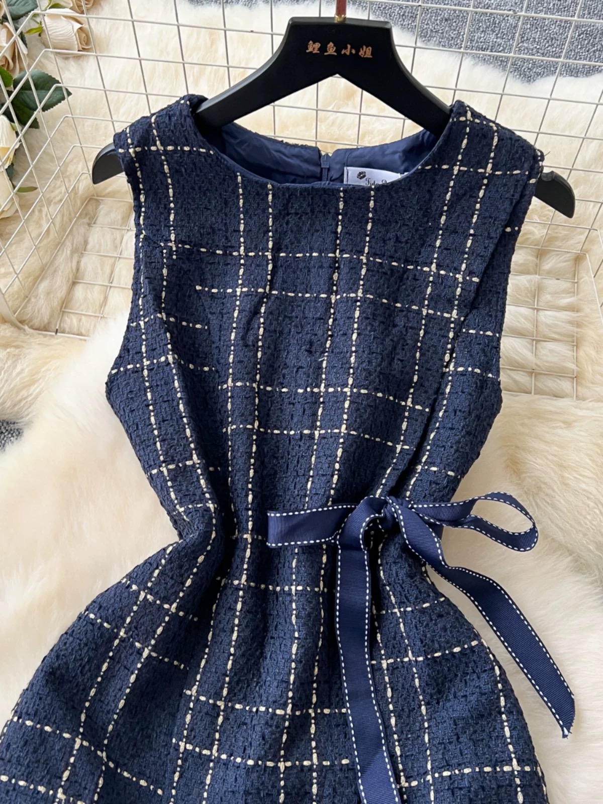 Stay in Manhattan dress CD1954 image