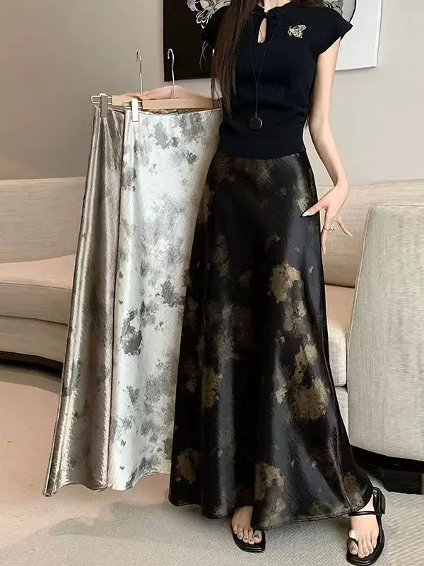 Distorted love skirt CS188 image