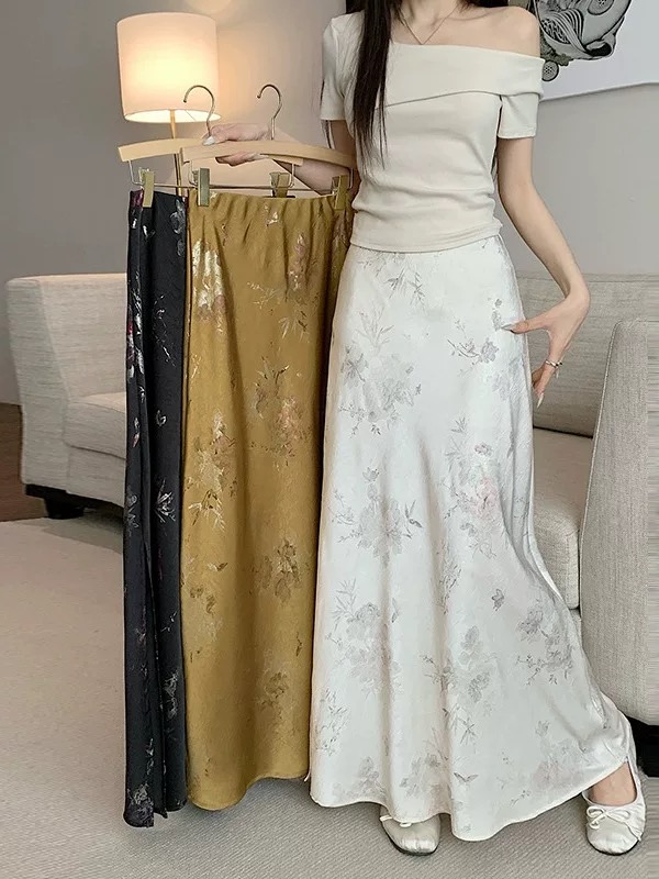 Night out with you skirt CS189 image