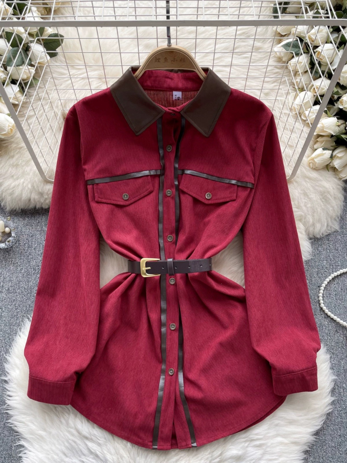 Distracted by the sea shirt  SH105 image