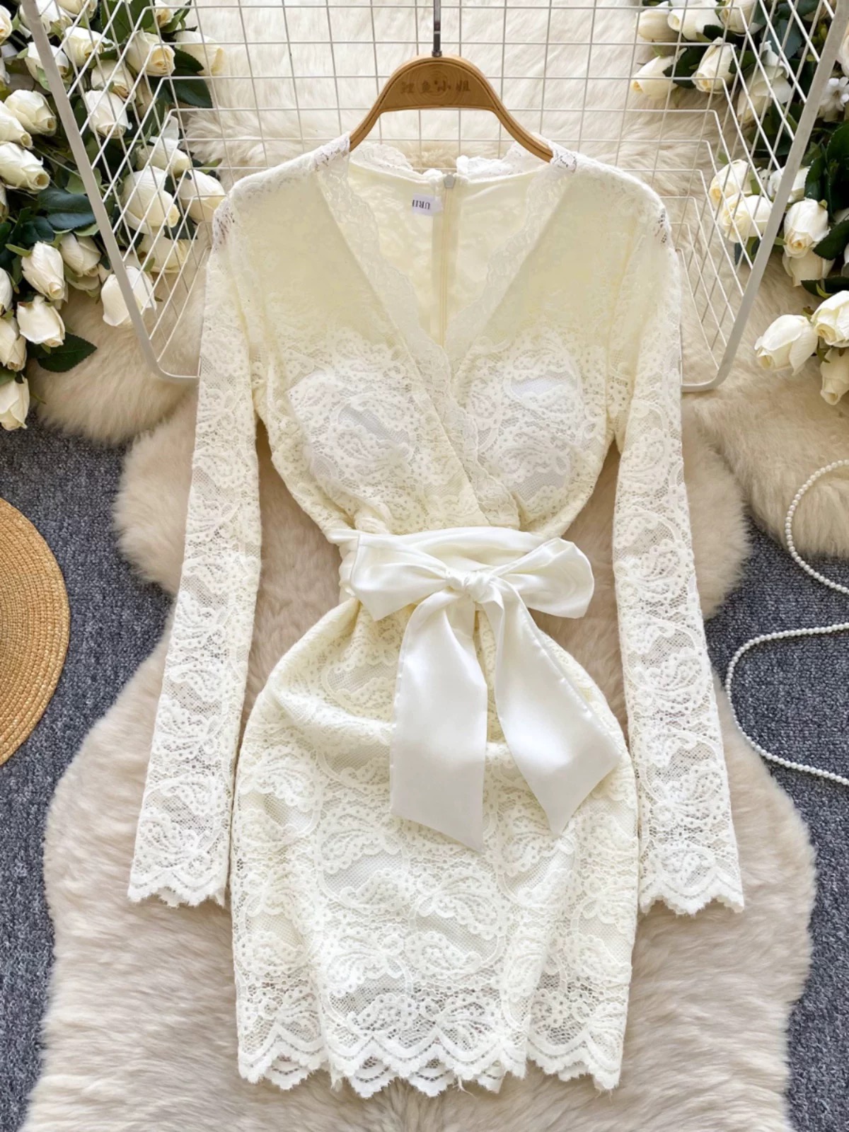 Endless beauty lace dress FBC452 image