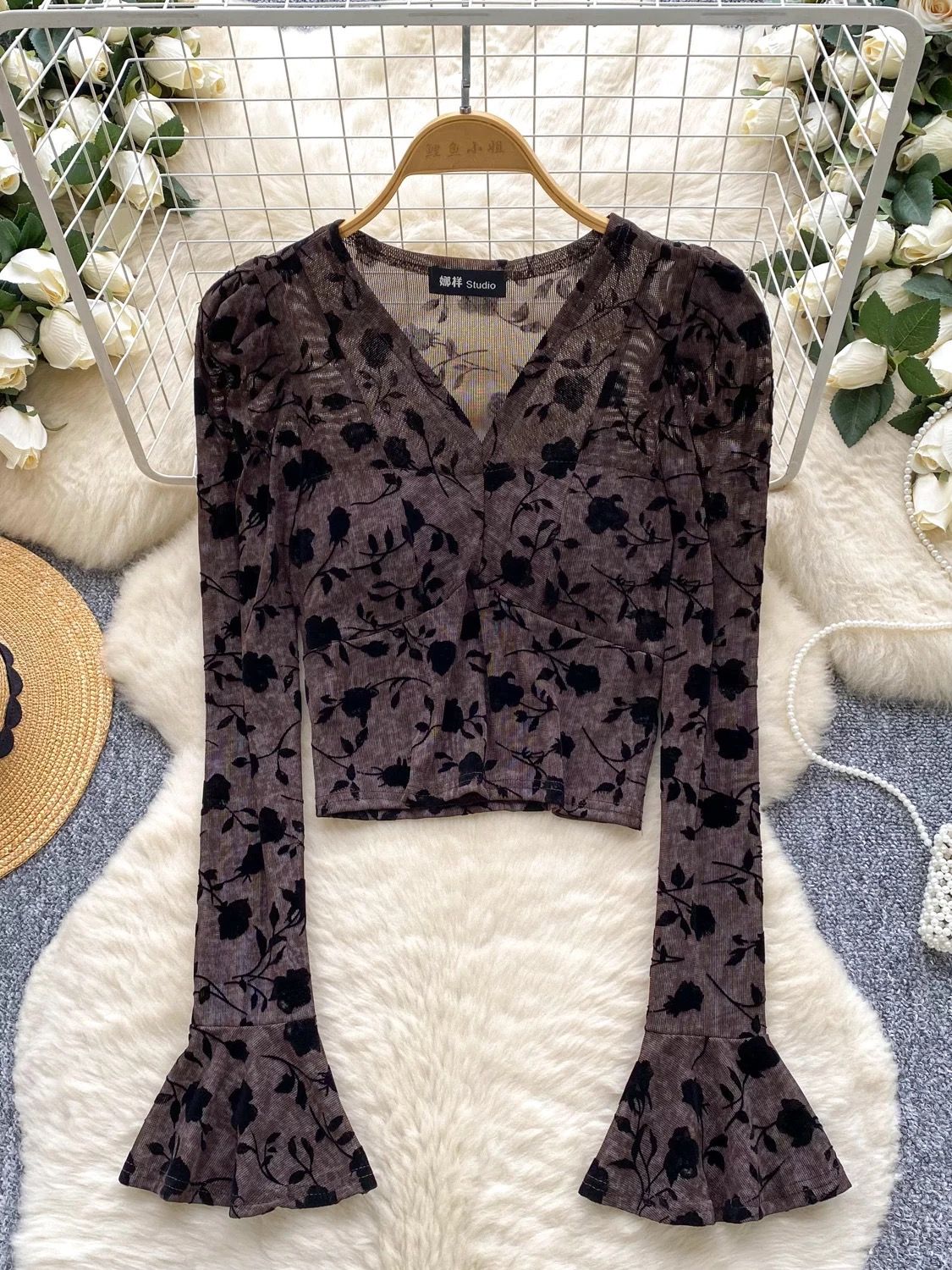 Get a good look top CTO614 image