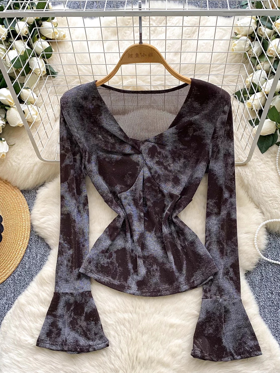 Irreplaceable me top CTO602 image