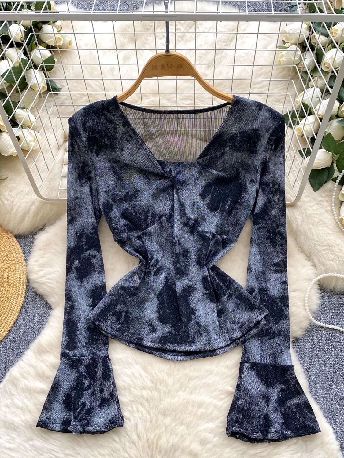 Irreplaceable me top CTO602 image