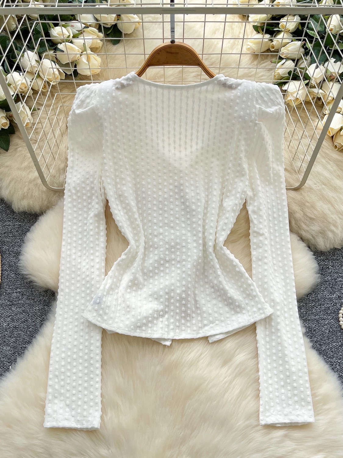 Holding on top FTO293 image