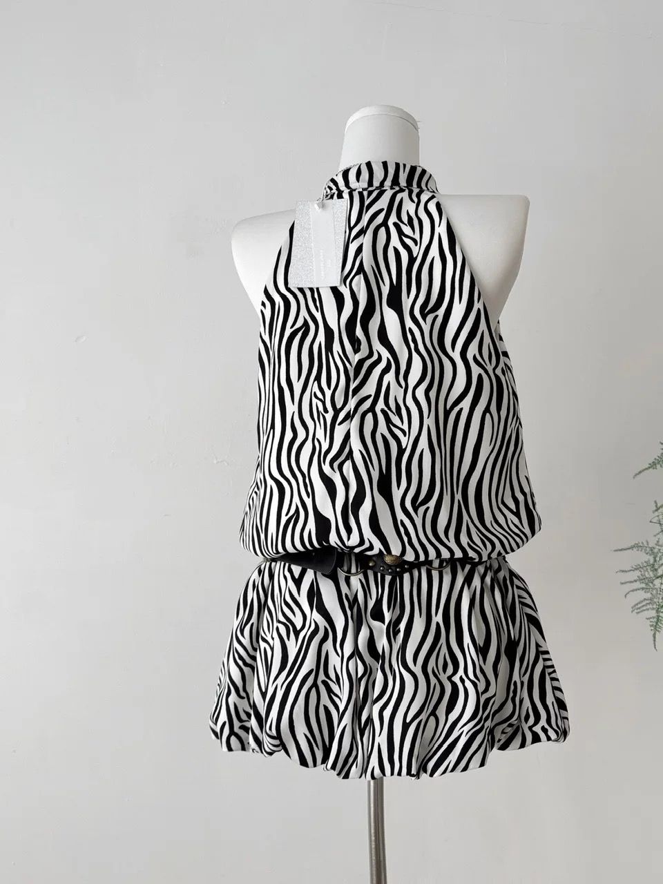 Hit my line dress CD507 image