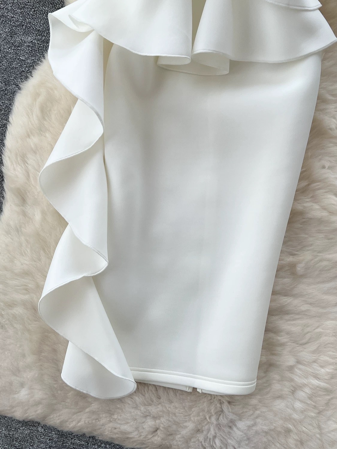 Private island party dress EBC284 image