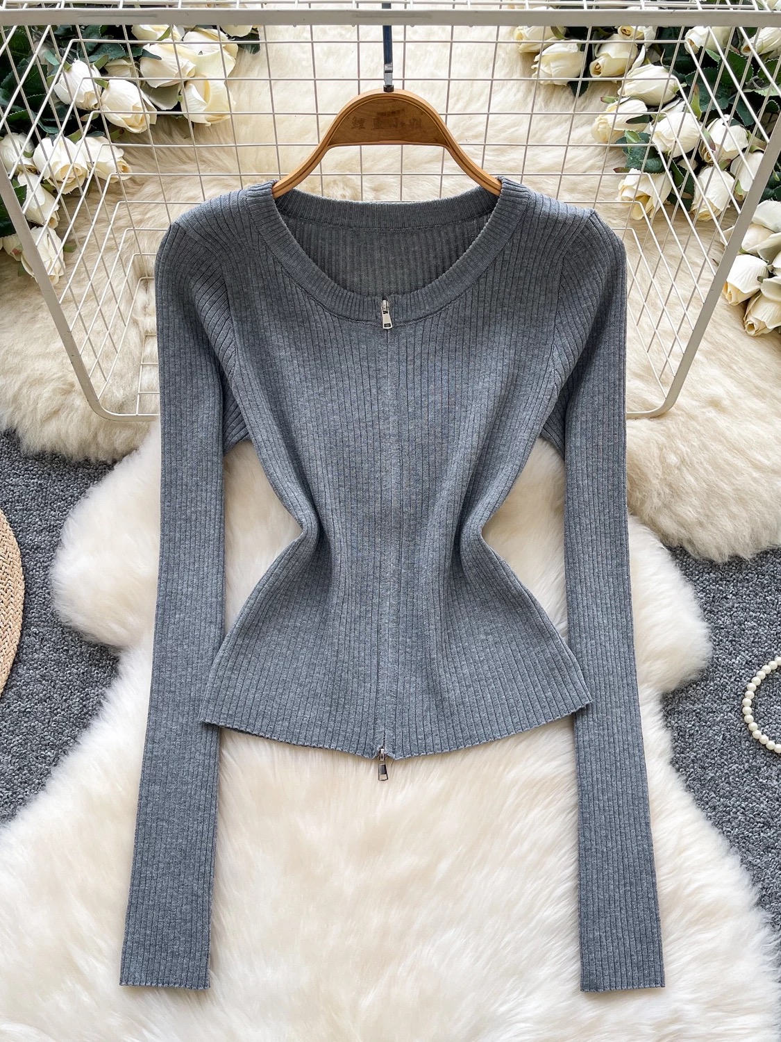 Deep in love top KTO257 image