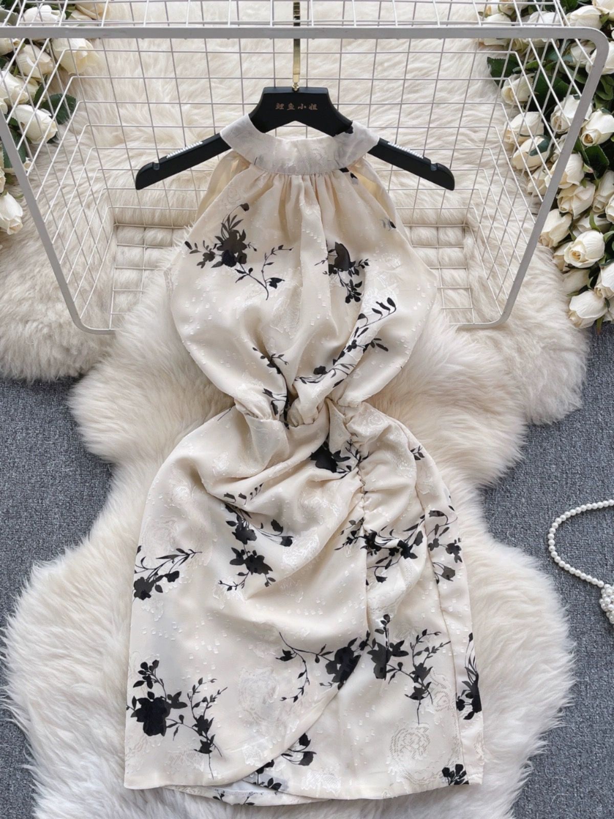 Turn the temperature dress CBC749 image