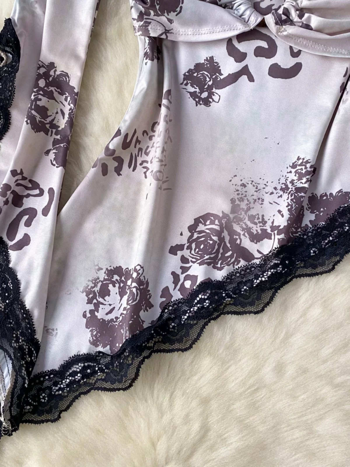 Leave the past behind top CTO575 image