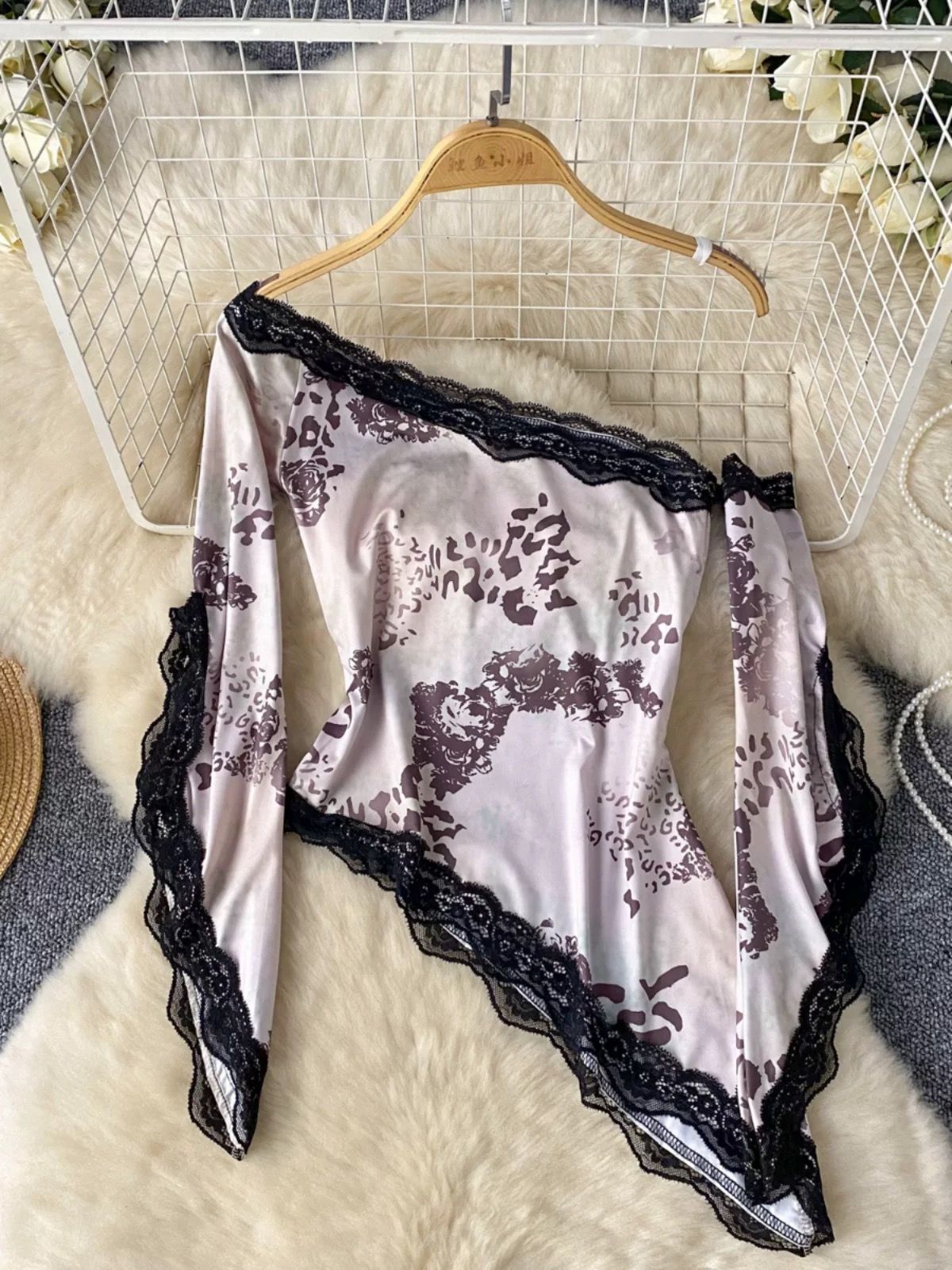 Leave the past behind top CTO575 image