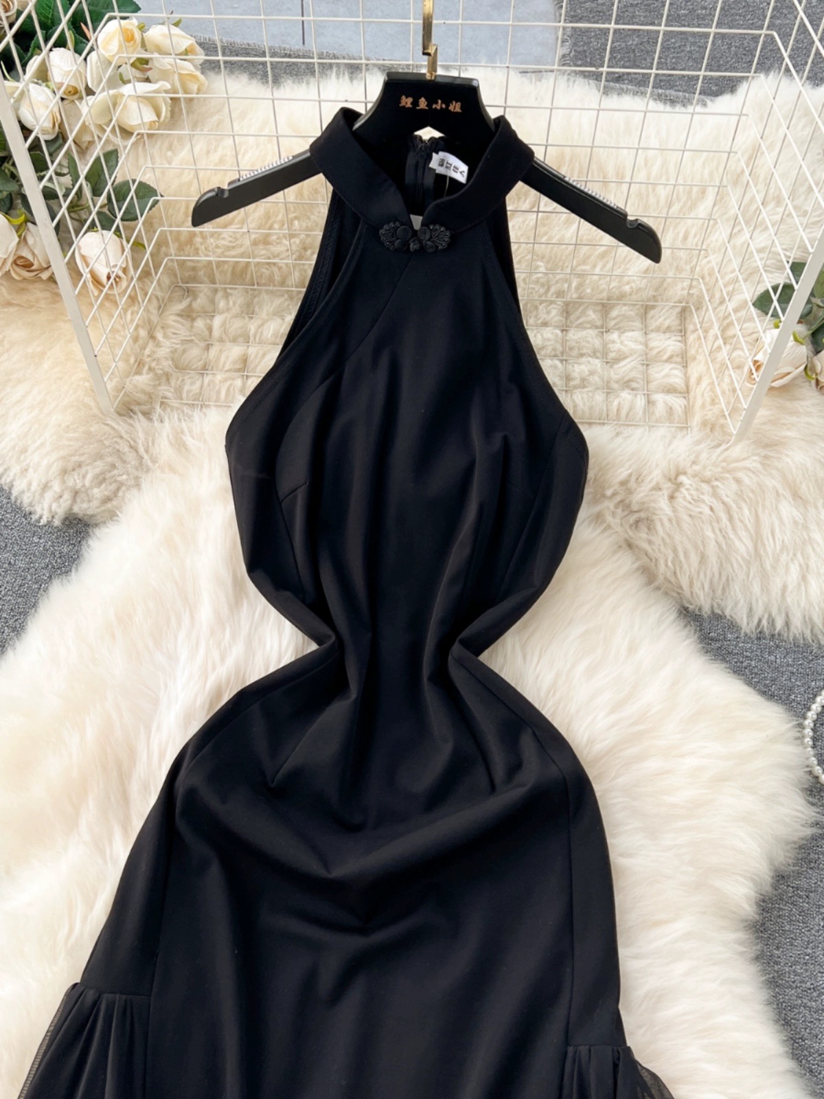 Rare and precious dress FD618 image