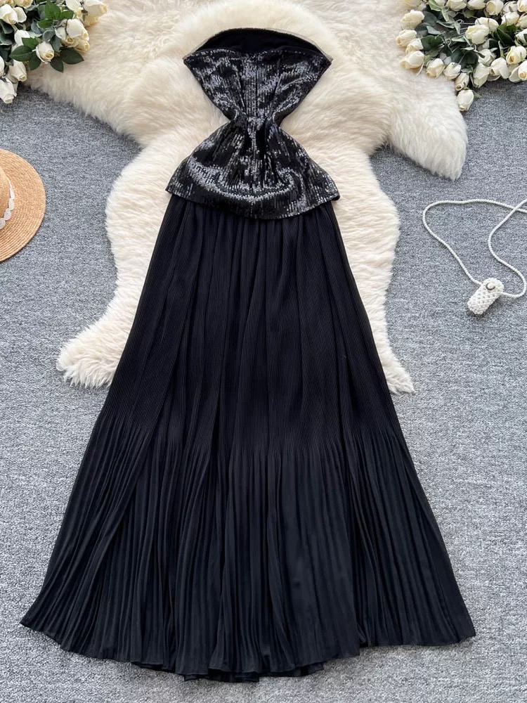 Nothing on me dinner dress  EVD188 image