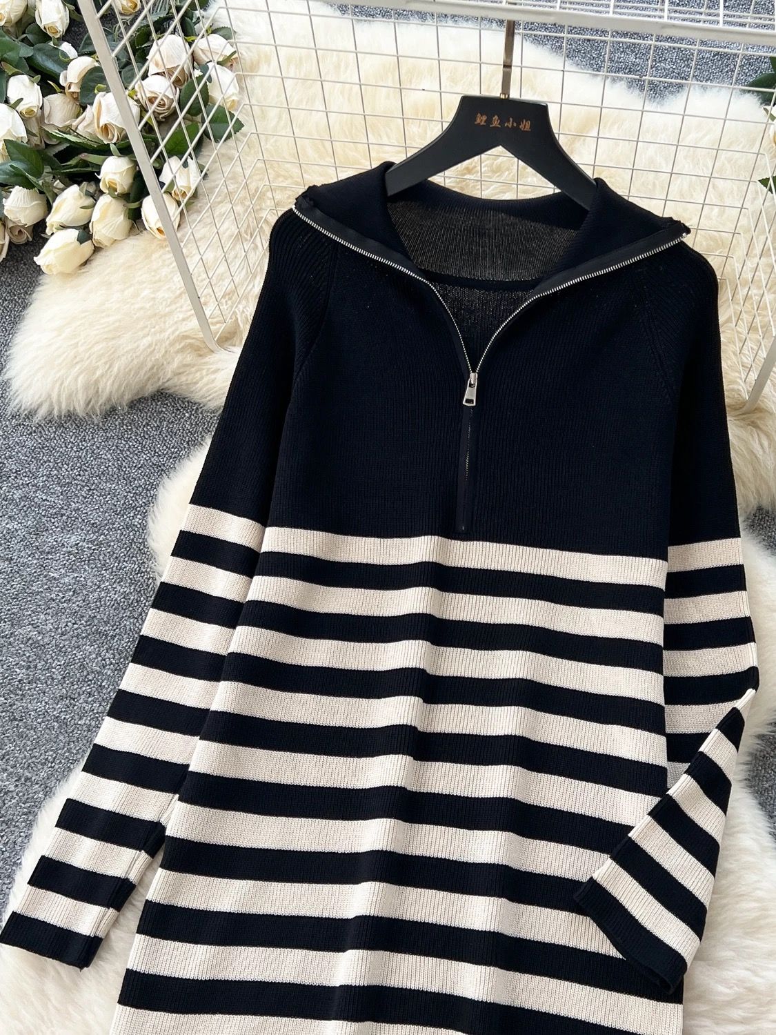 Royal holiday dress KD325 image