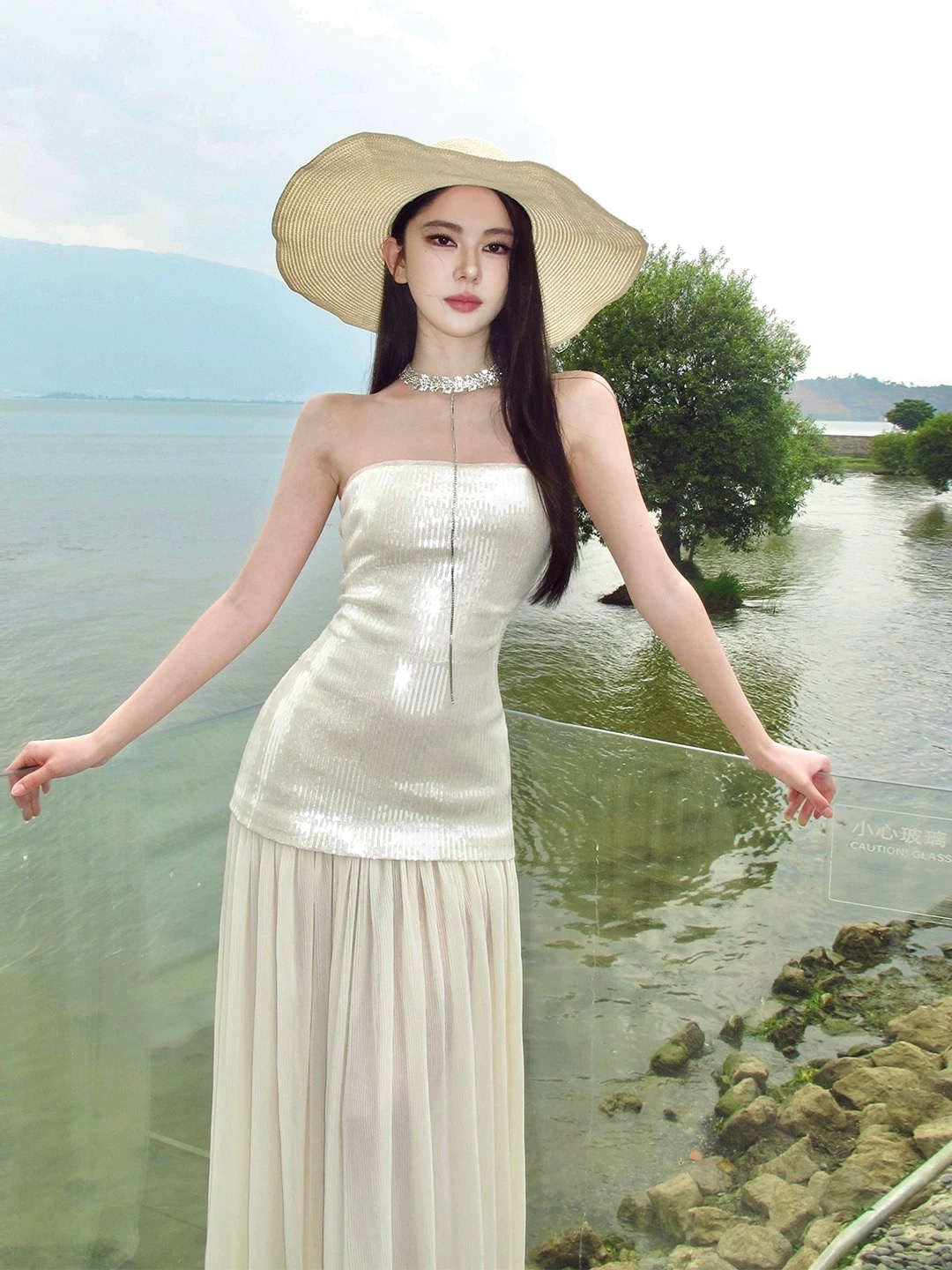 Nothing on me dinner dress  EVD188 image