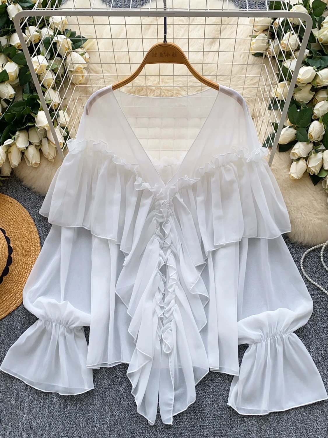 Center stage top CTO817 image