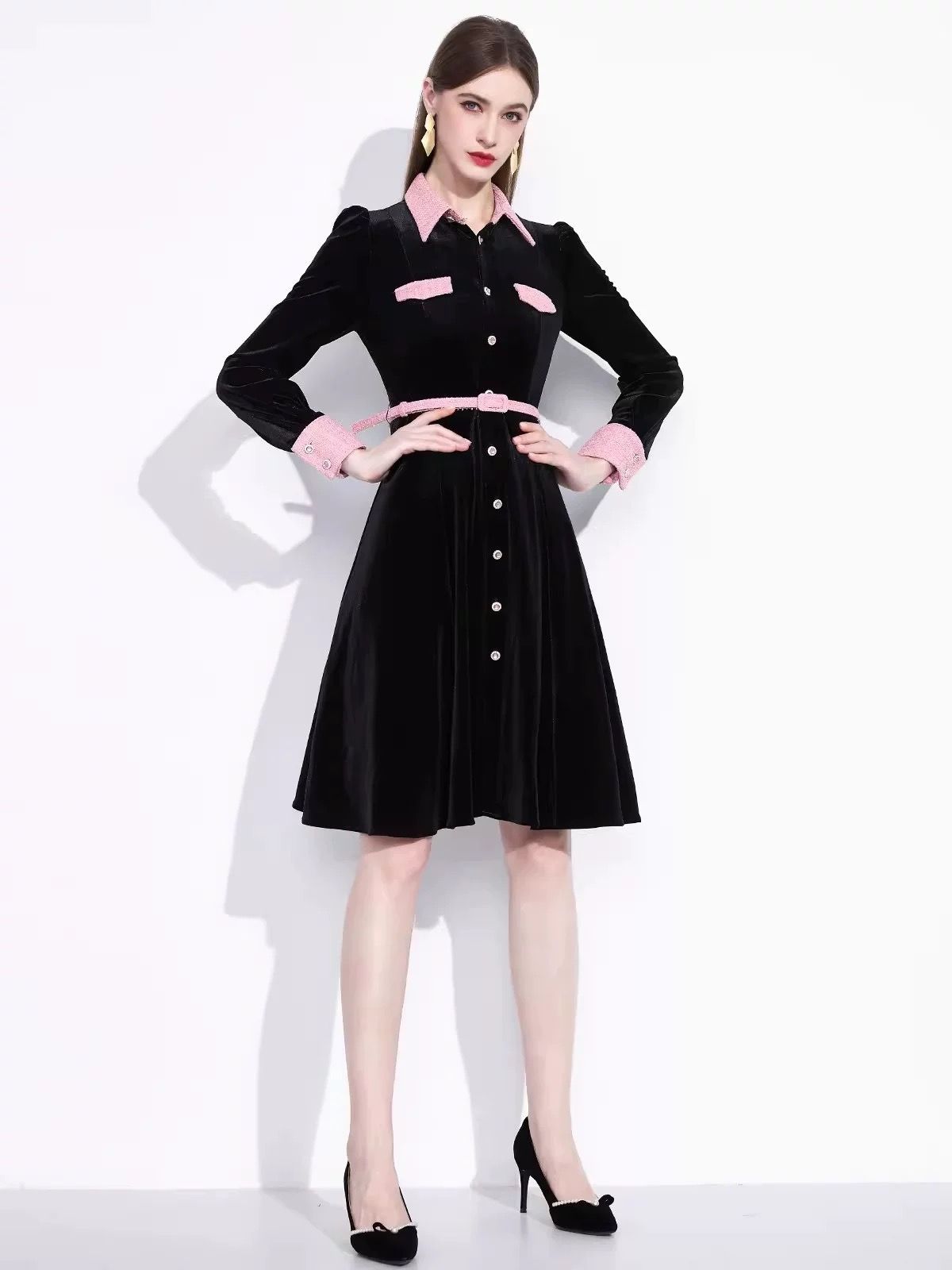 Queen of ghosting velvet dress CD1937 image