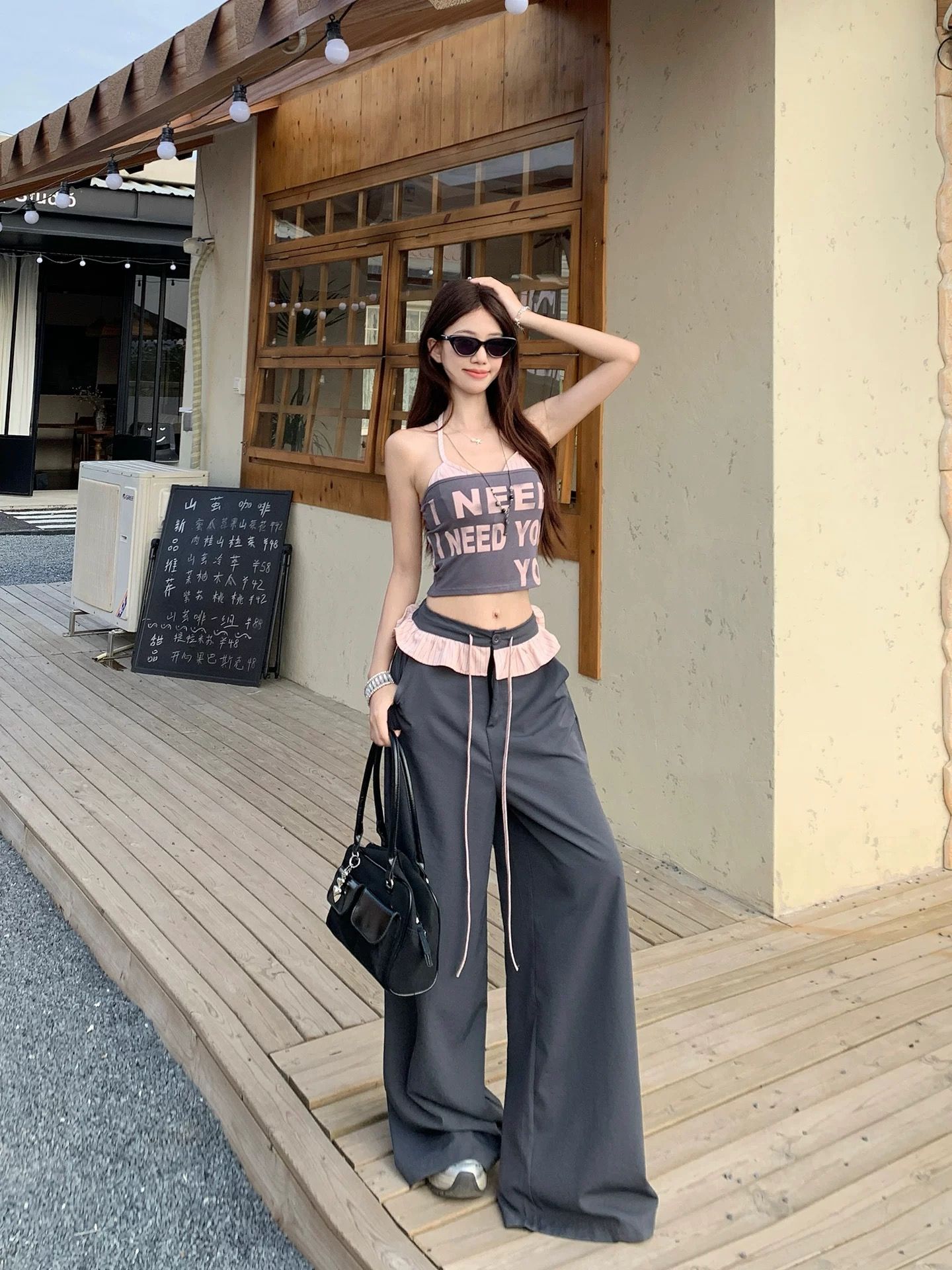 Emily in Paris set CTP753 image