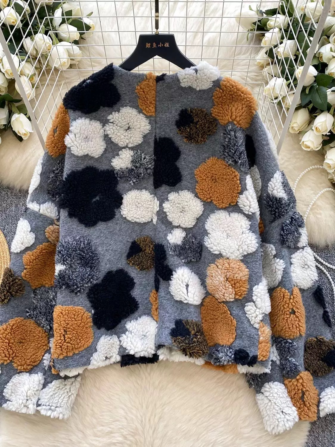 Couch convo sweater PS108 image