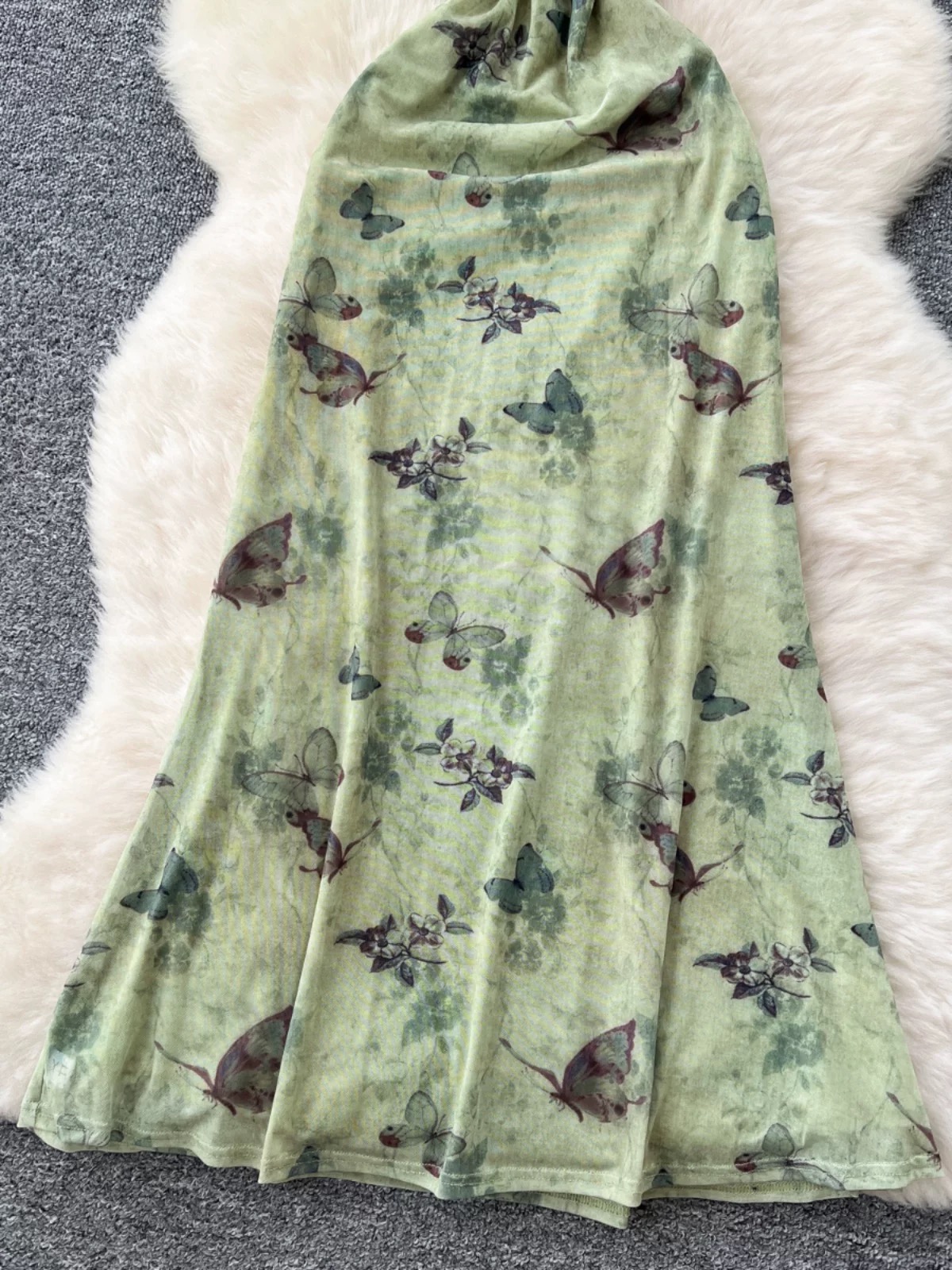 Perfectly classic dress CD942 image