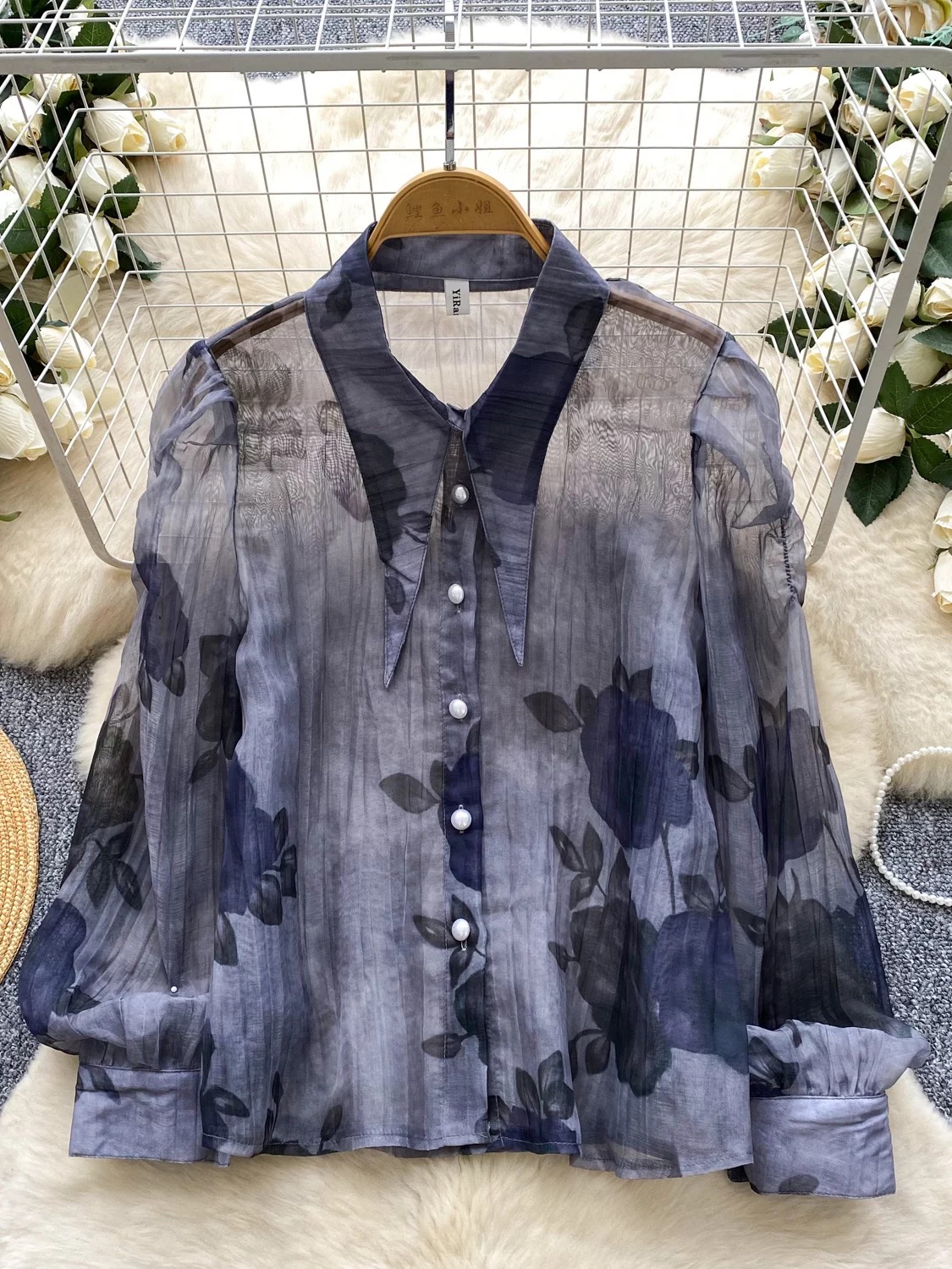 Passionate embrace blouse BE403 image