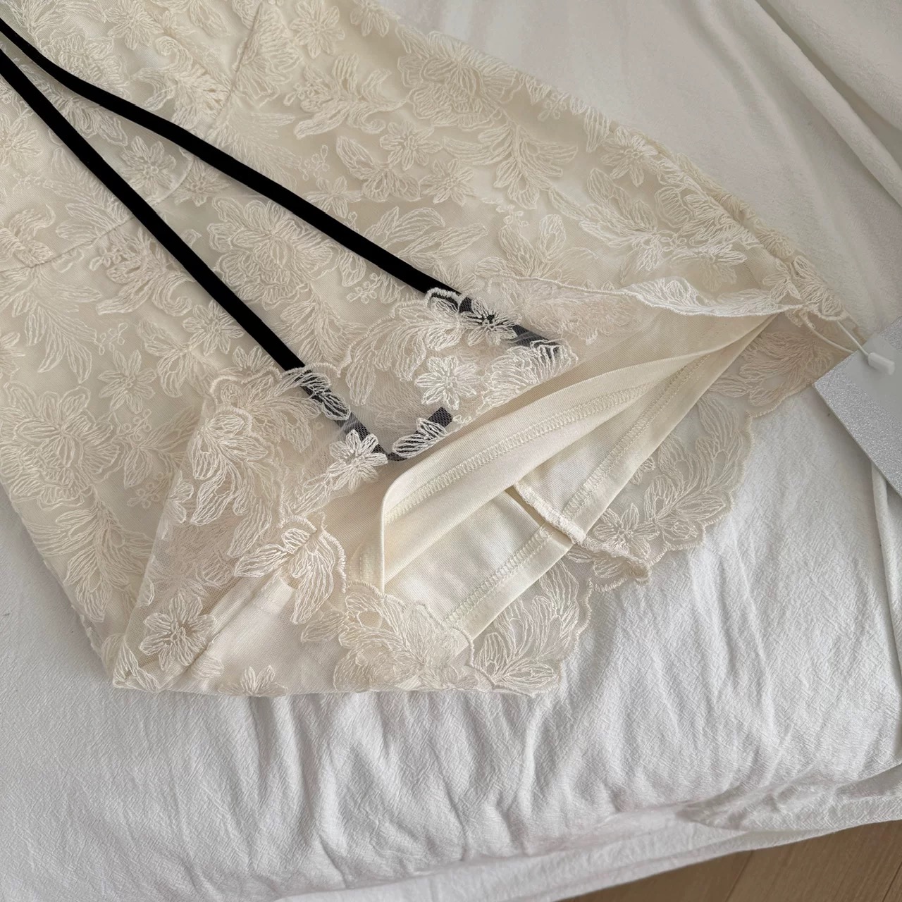 I ‘m not the only one dress CBC1279 image