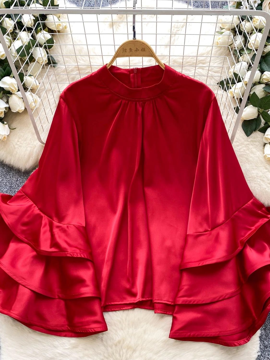 Whispering slay blouse BE402 image