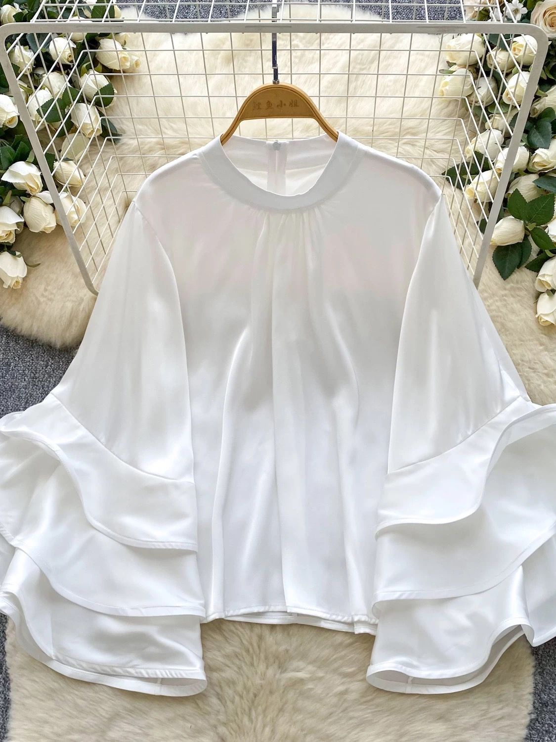 Whispering slay blouse BE402 image