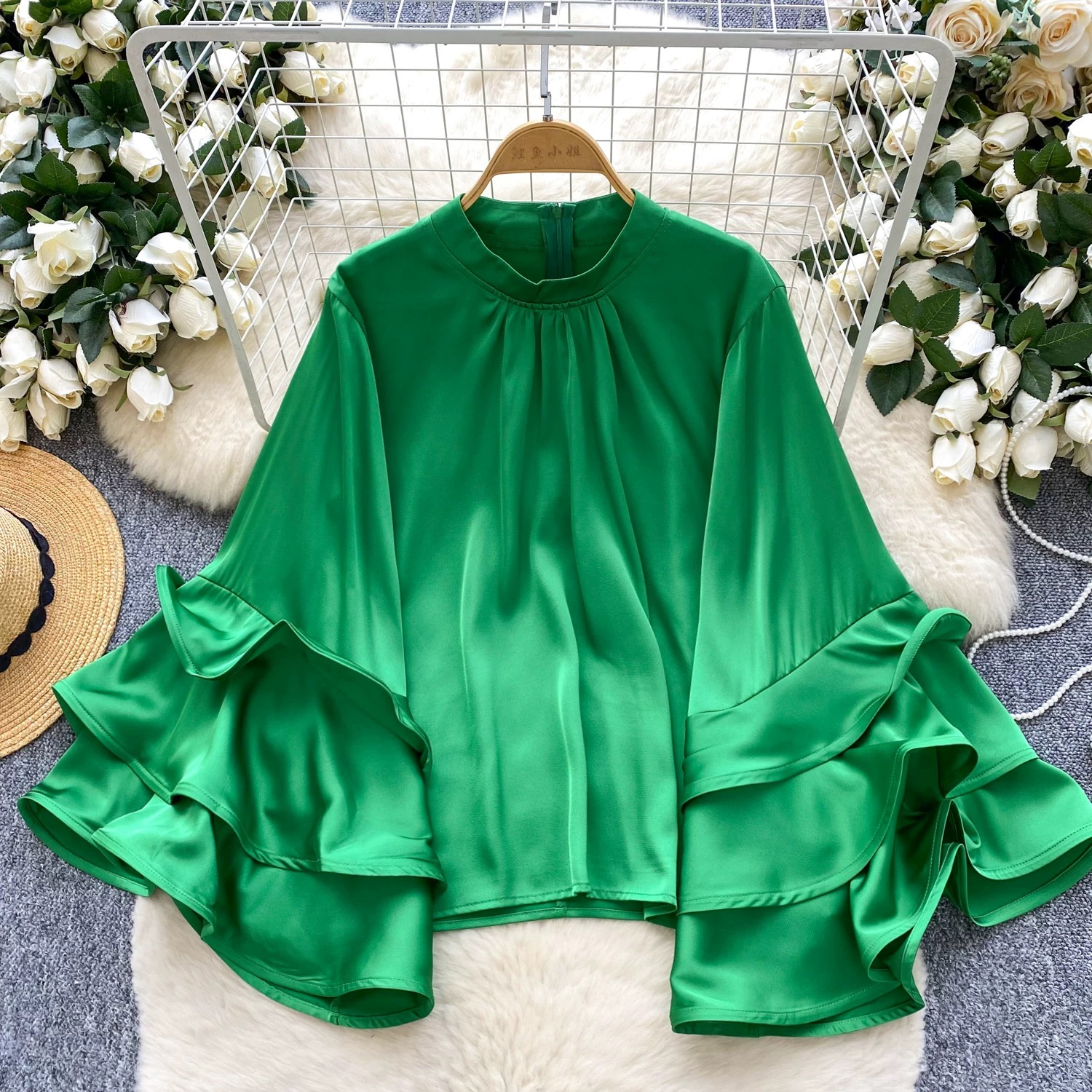 Whispering slay blouse BE402 image