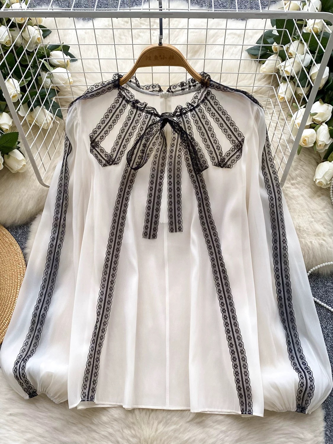 Always glamorous blouse BE368 image