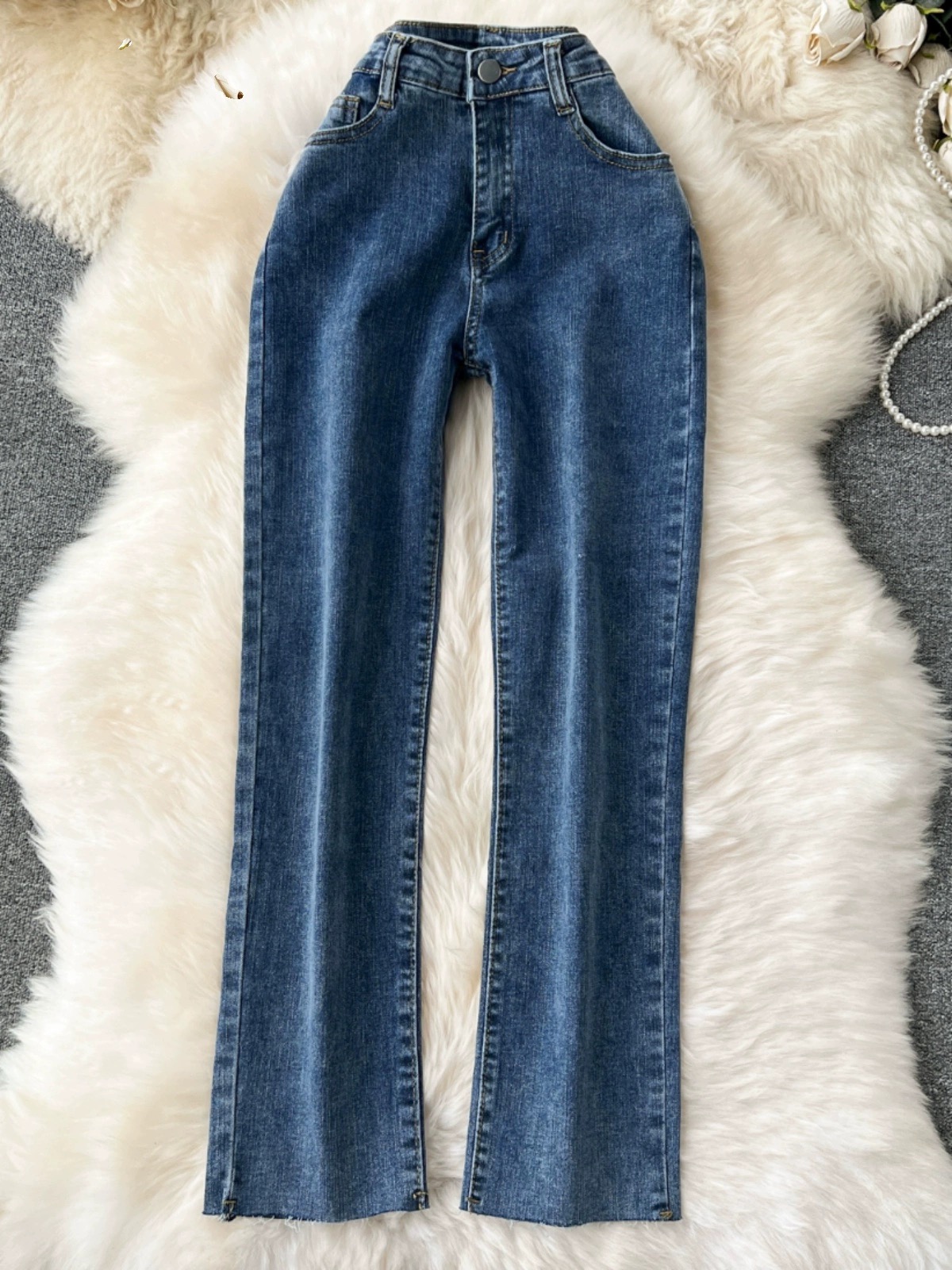 Monday lectures jeans image