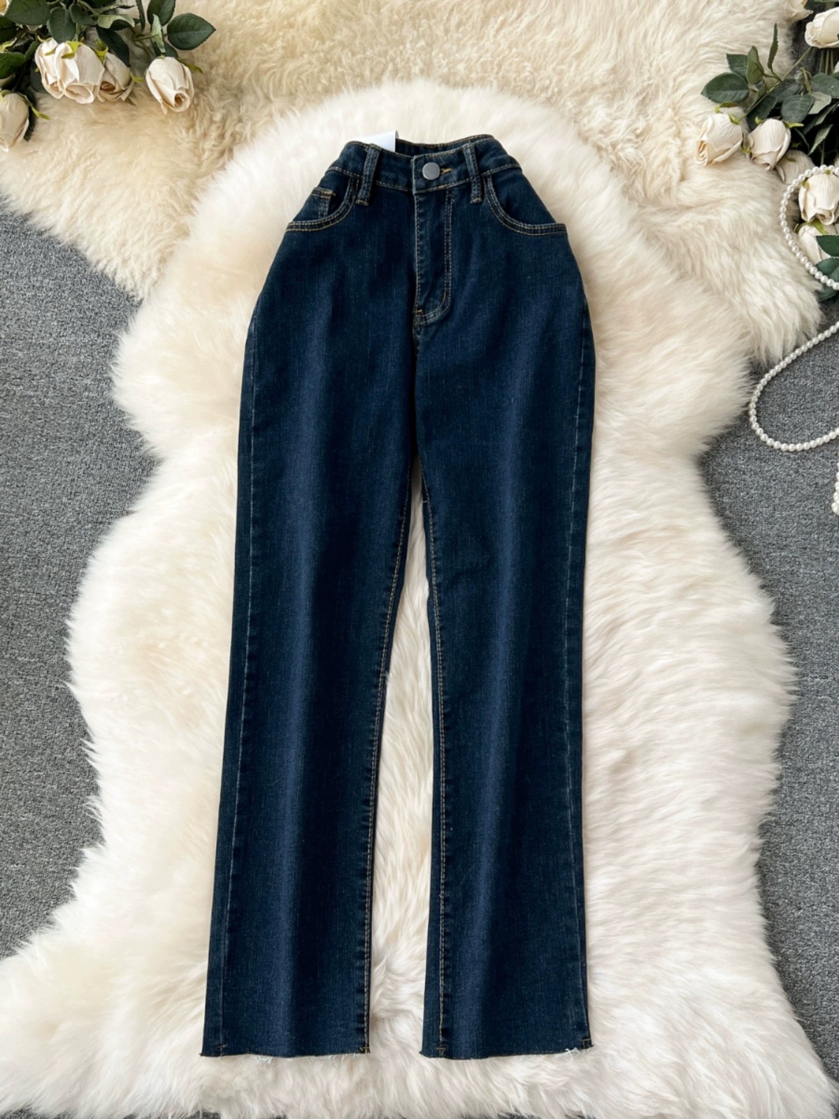 Monday lectures jeans image