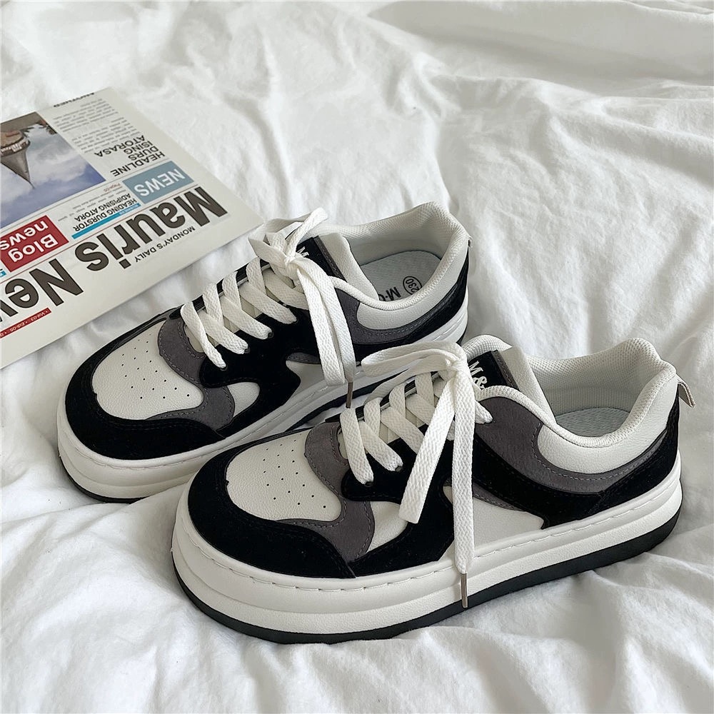 Everywhere I go retro sneakers SN101 image