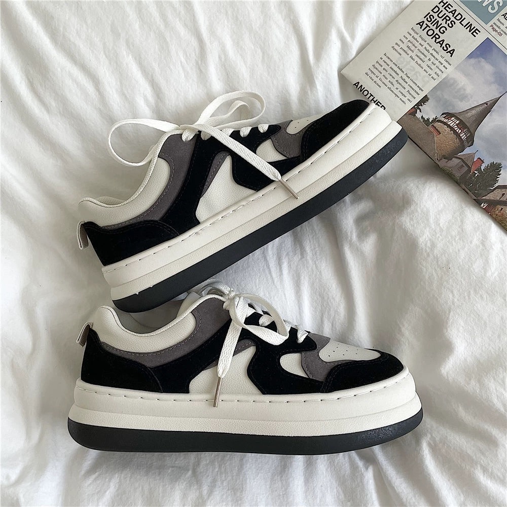 Everywhere I go retro sneakers SN101 image