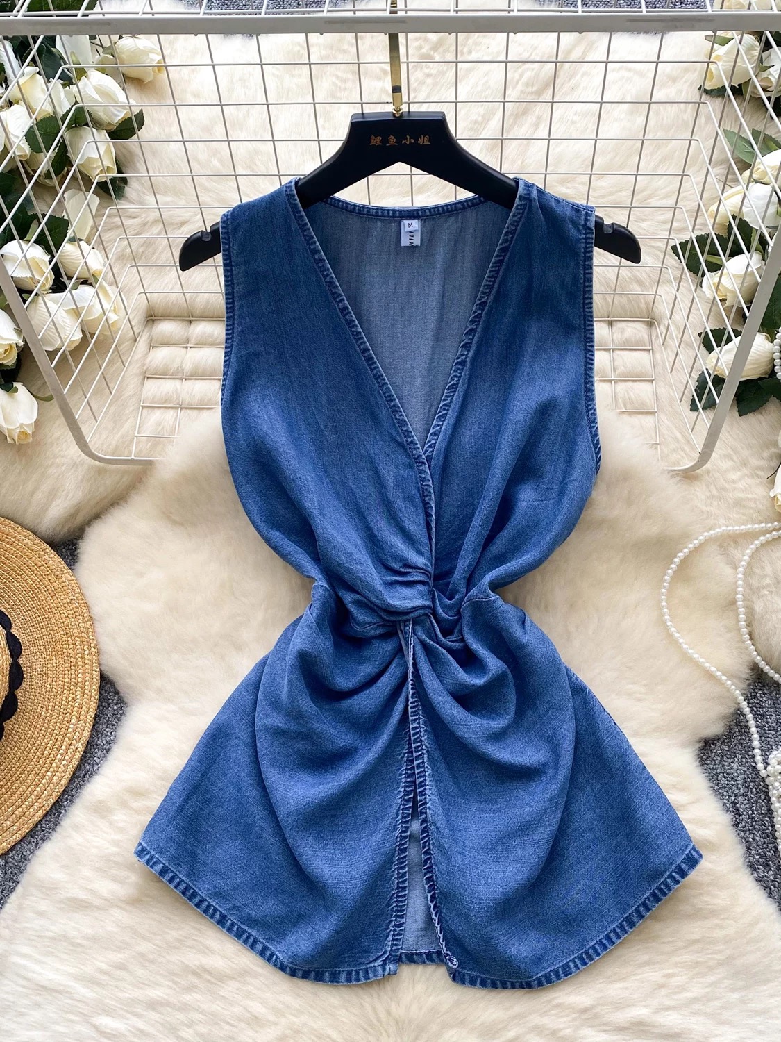 Love again top DTO119 image