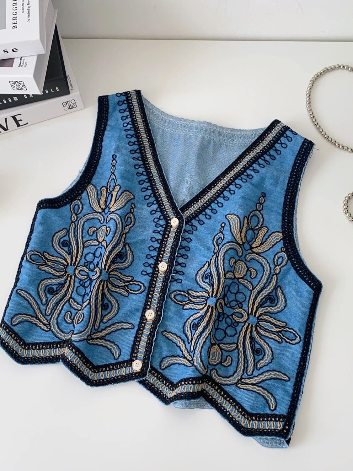 Merry time embroidery top CTO865 image