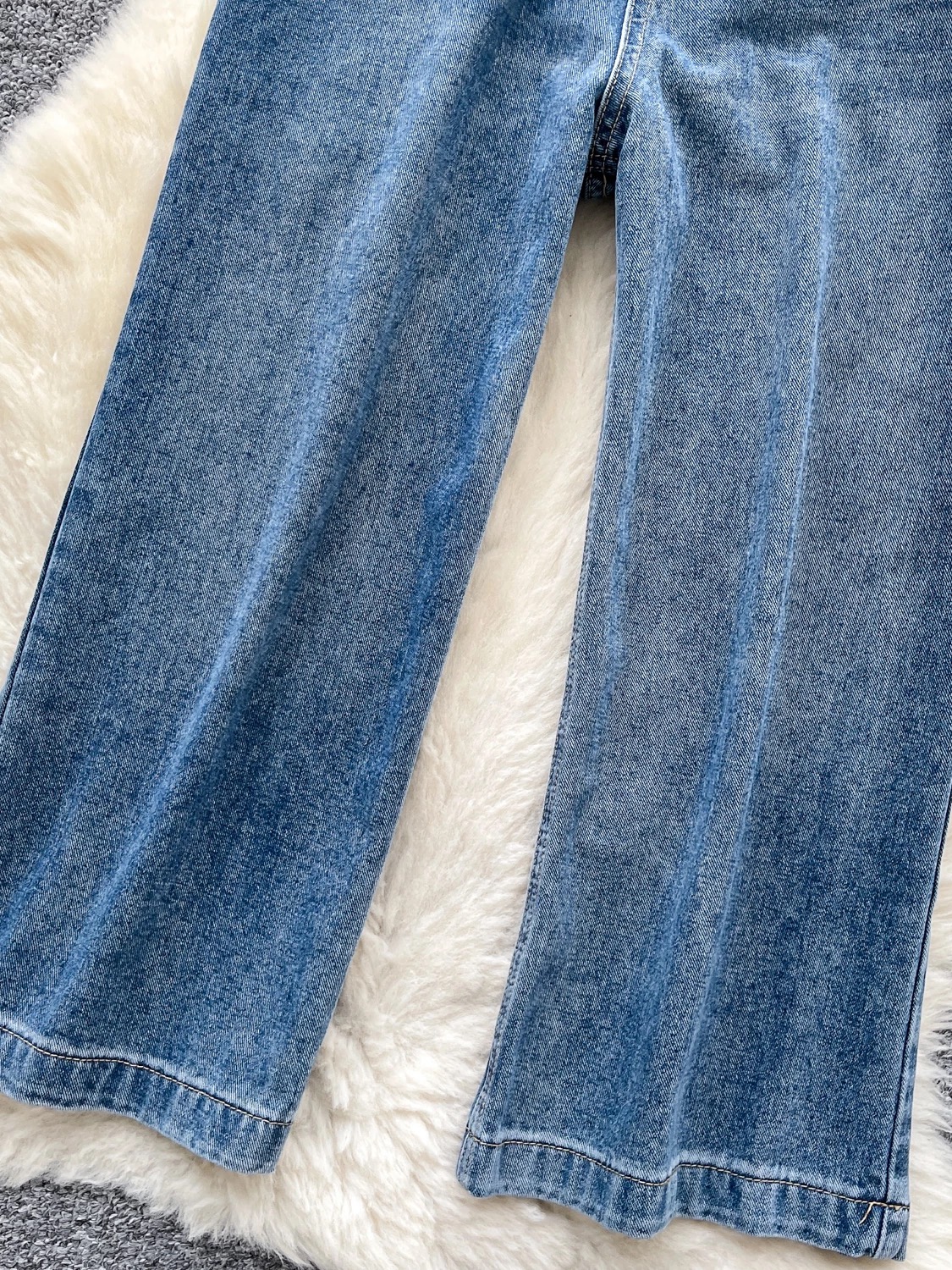 Party’s over capri short  jeans JN153 image