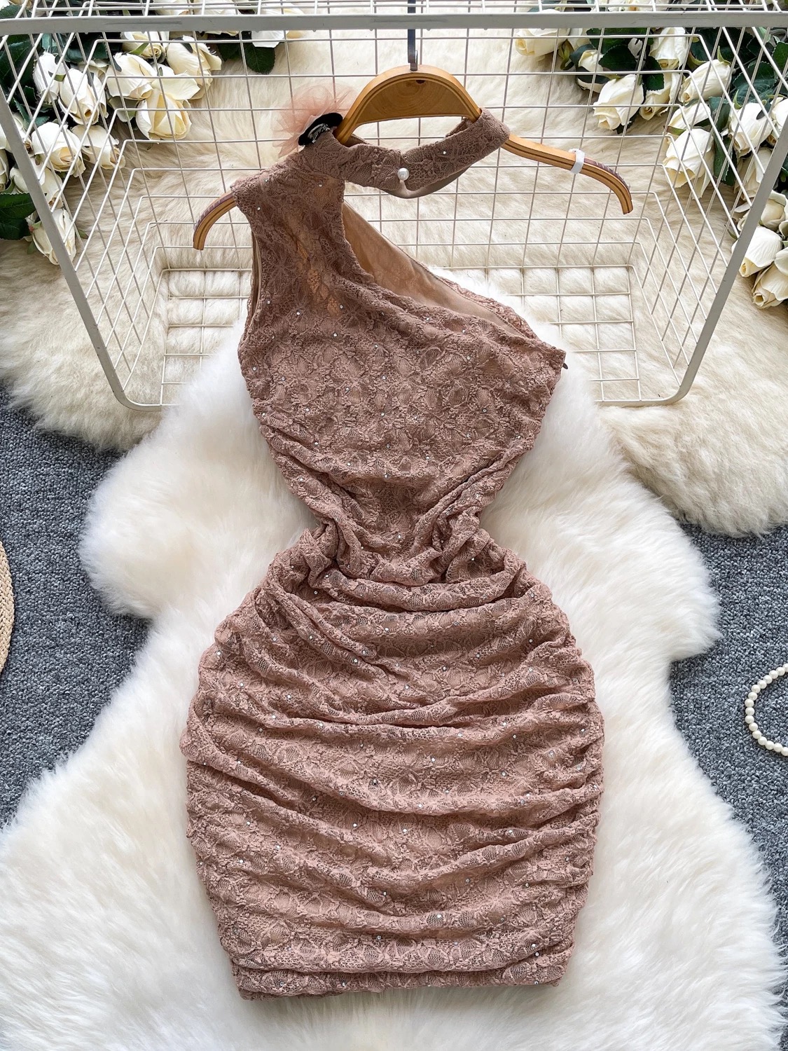 Heart of thorns dress CBC1400 image