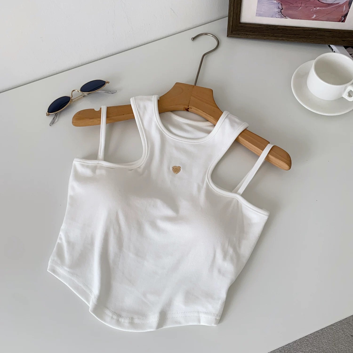 Stepped out top CTO1174 image