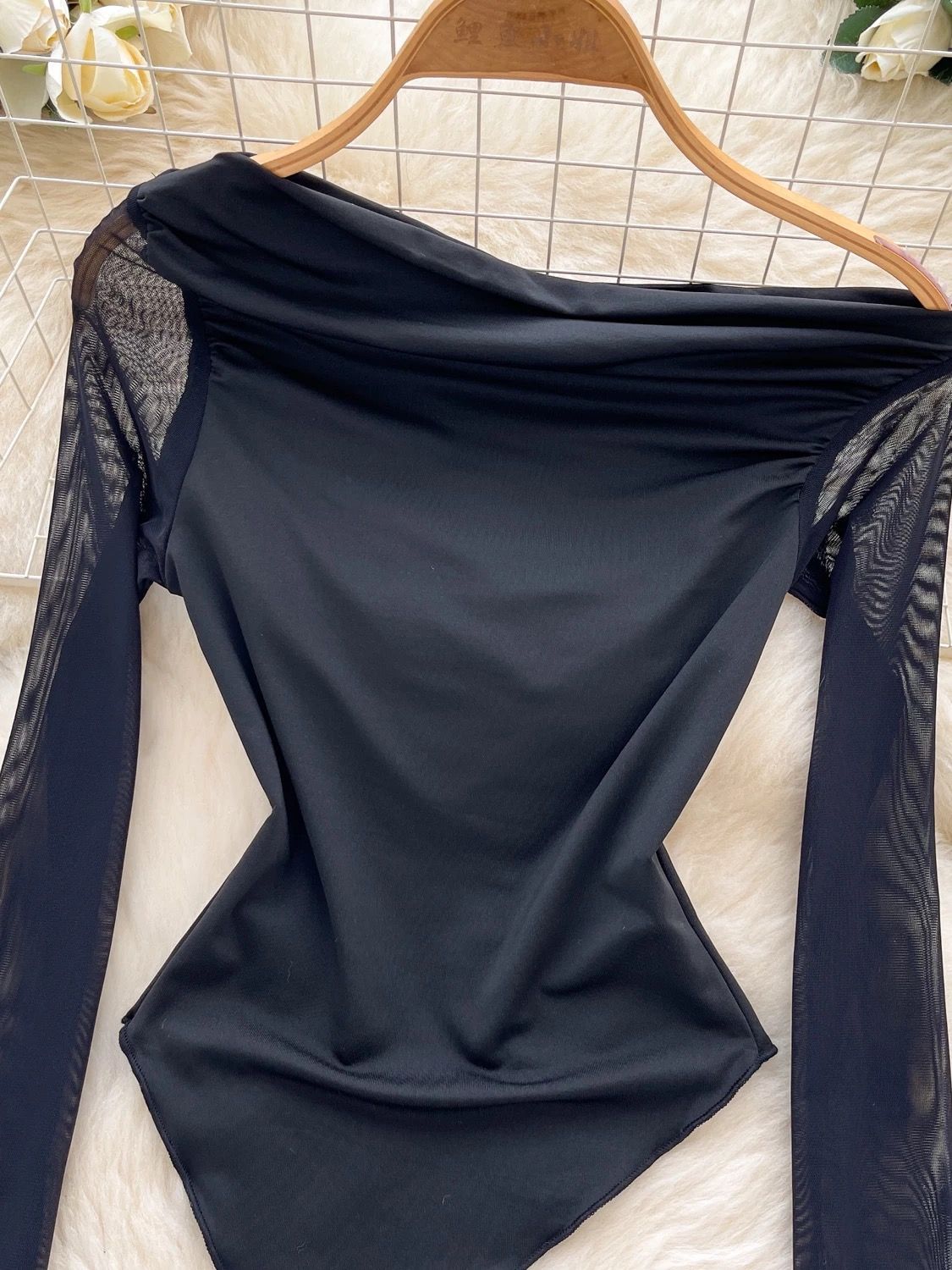 Live more top CTO848 image