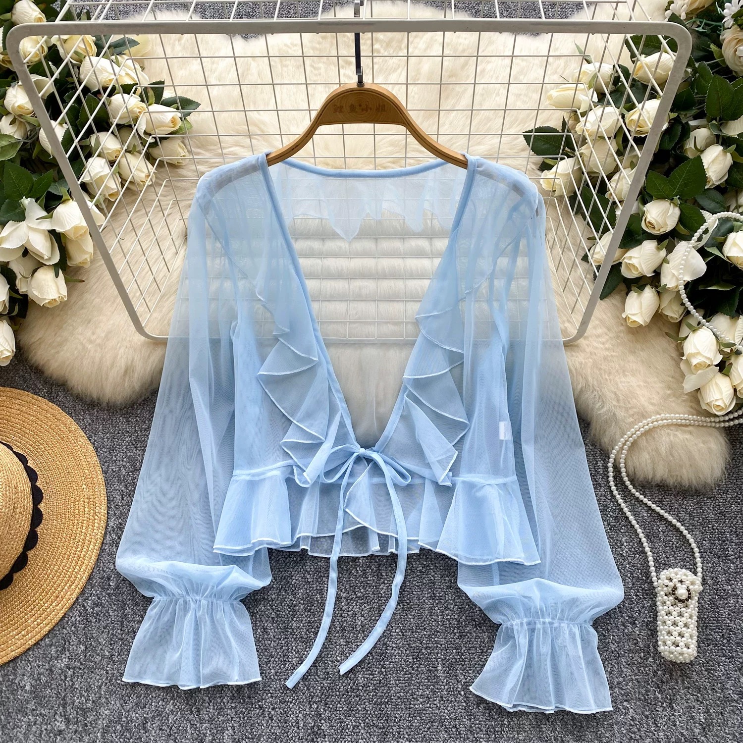 Not so clueless top CTO1175 image