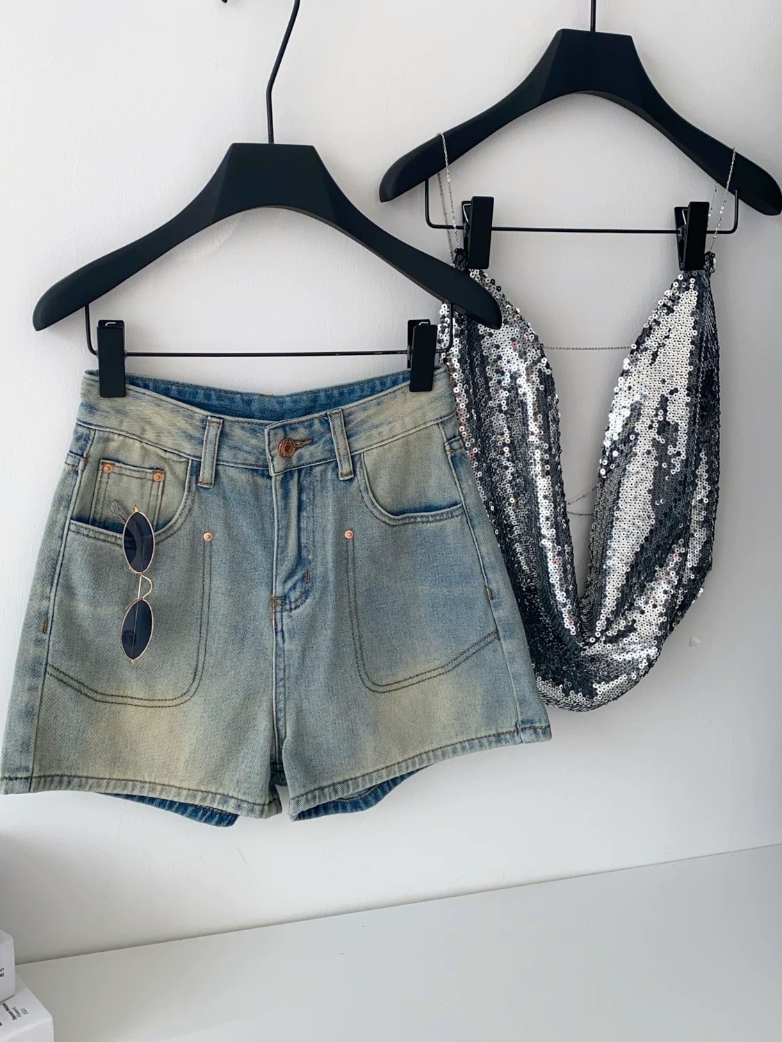 Staying longer denim shorts DS113 image