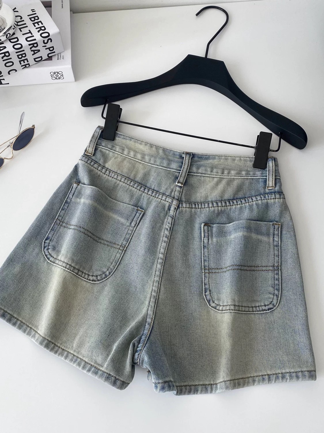 Staying longer denim shorts DS113 image
