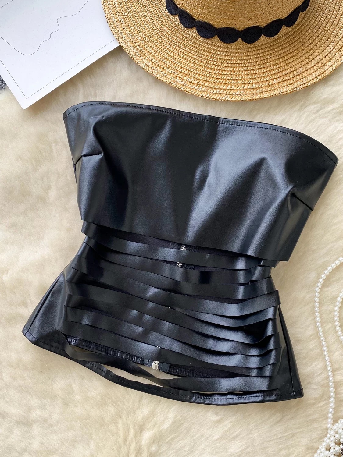 Riveting babe top CTO841 image