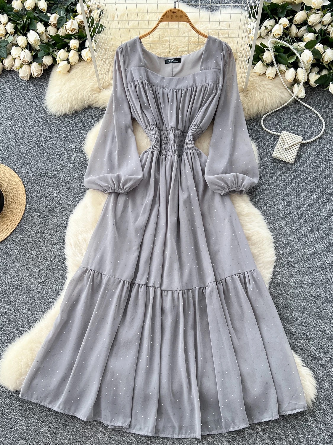 Beauty and the babe sparkle dress CD773 image