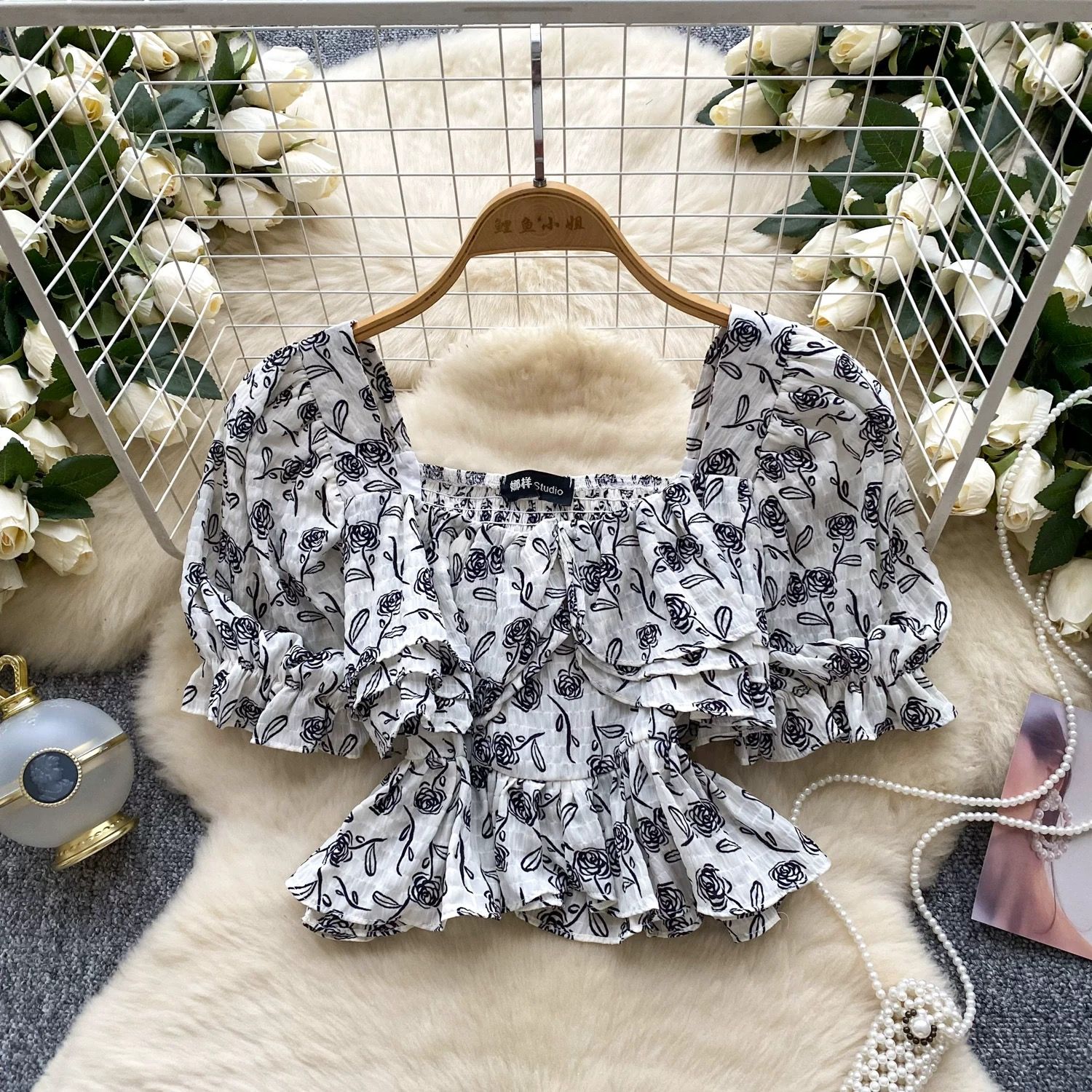 Tongue tied slay top CTO1054 image