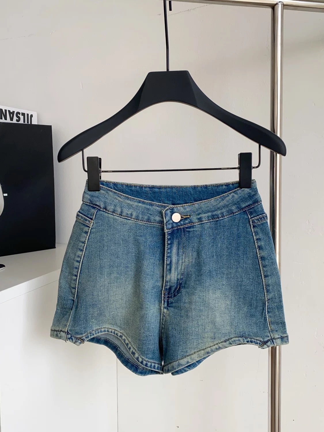 Safari trip shorts DS119 image